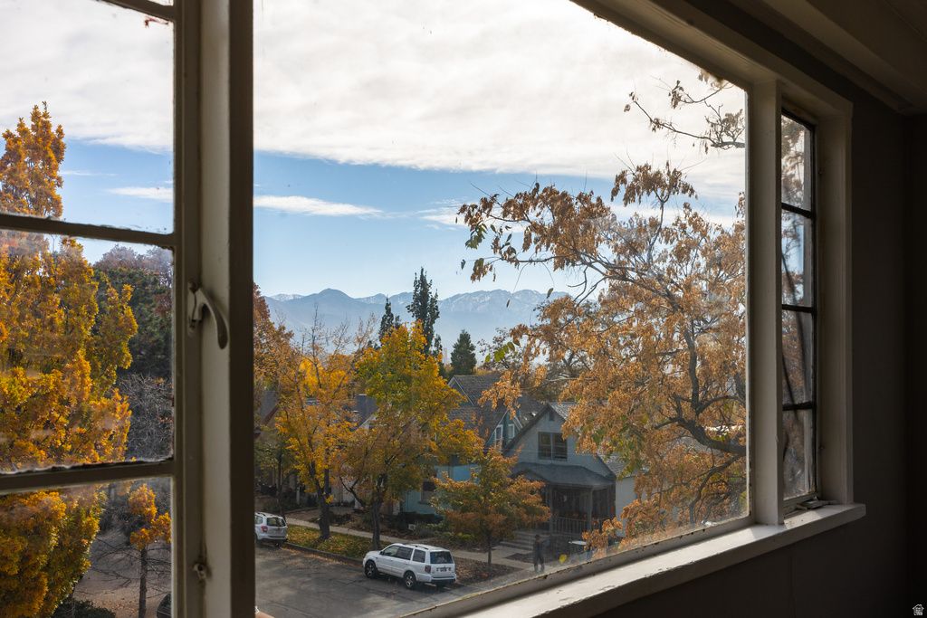 609 E 6TH AVE Salt Lake City, UT 84103