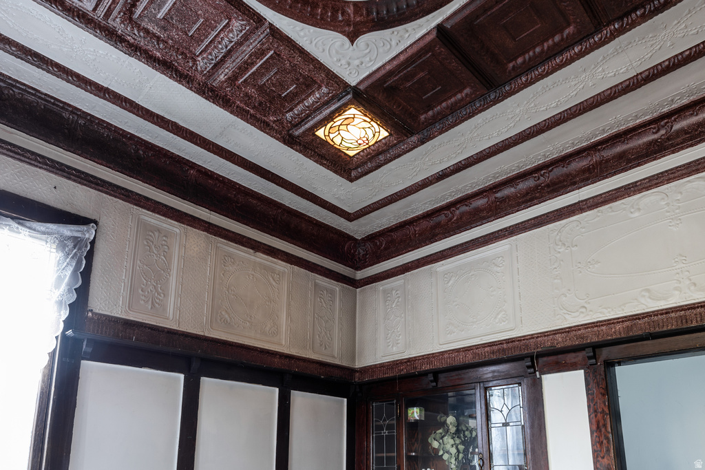 609 E 6TH AVE Salt Lake City, UT 84103