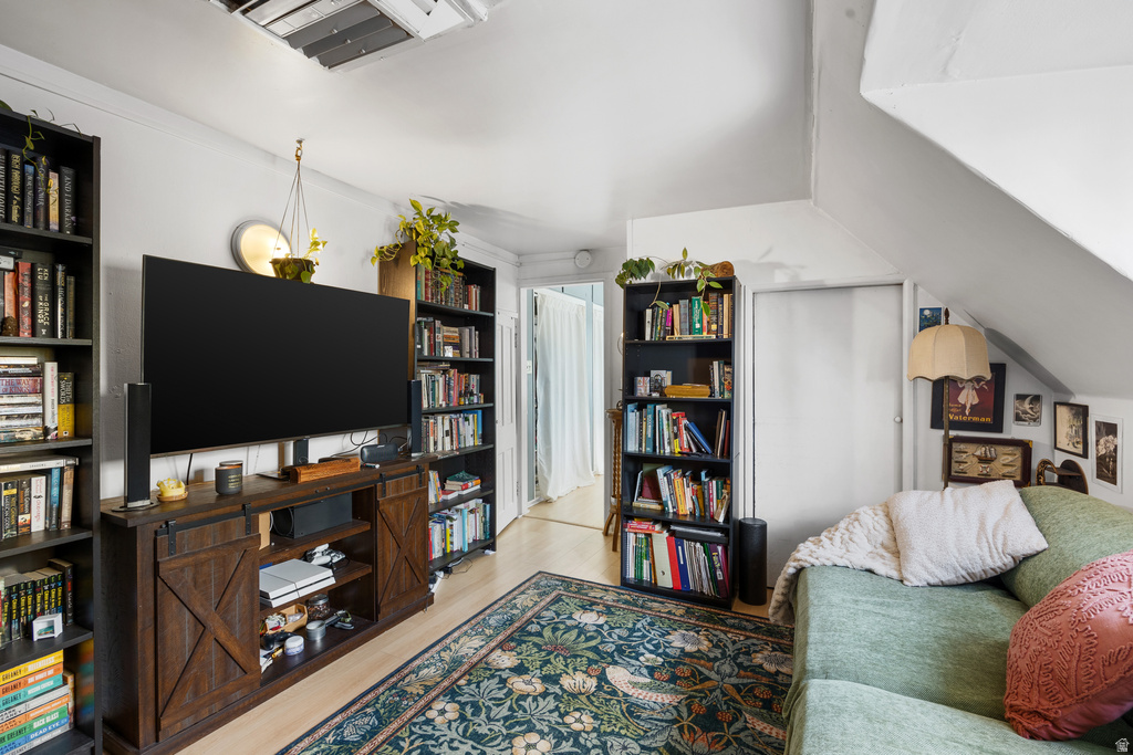 609 E 6TH AVE Salt Lake City, UT 84103