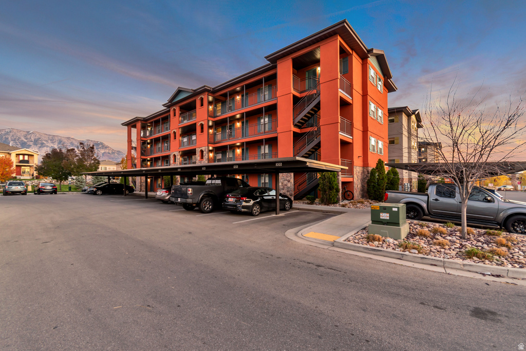 1081 W 993 N #101 Orem, UT 84057