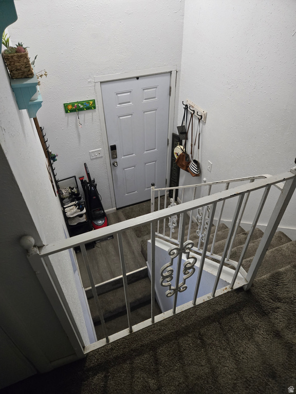 2483 W ROBIN RD West Valley City, UT 84119