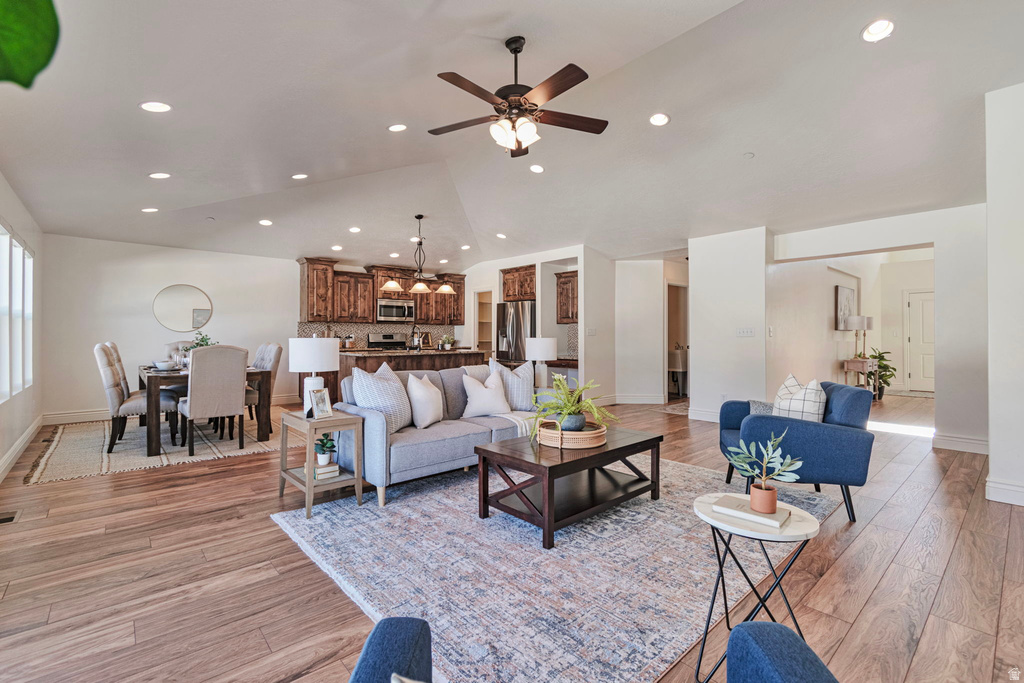1288 N HORIZON VIEW LOOP Elk Ridge, UT 84651