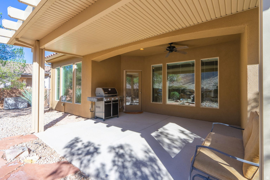 1695 W GARNET DR St George, UT 84790