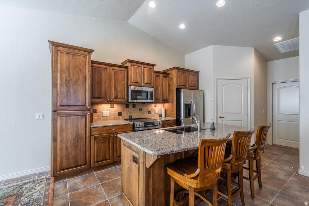 1695 W GARNET DR St George, UT 84790