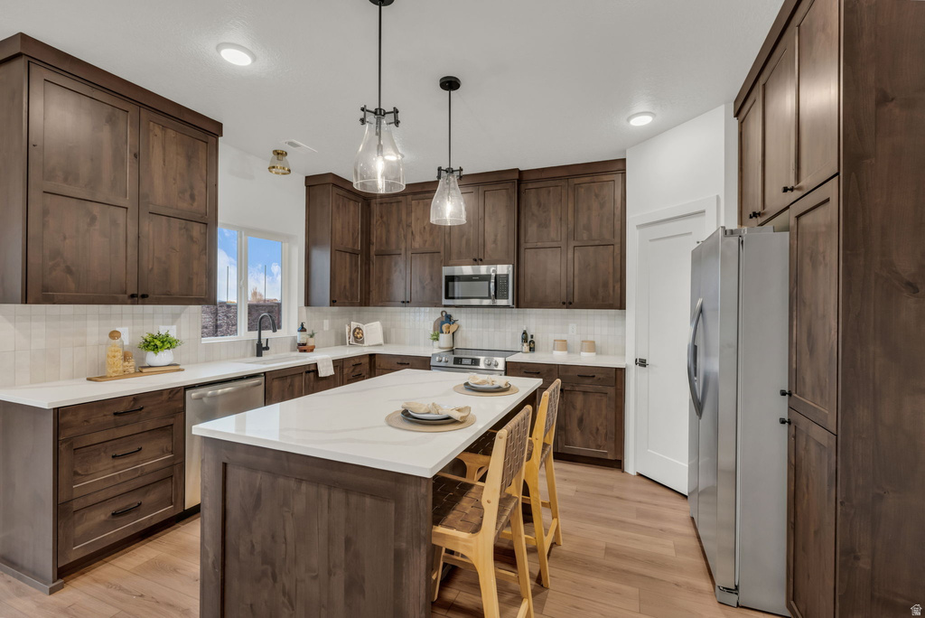 2982 S 3000 W Syracuse, UT 84075