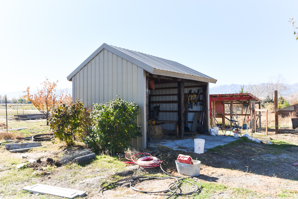 342 S BANISTER LN Grantsville, UT 84029