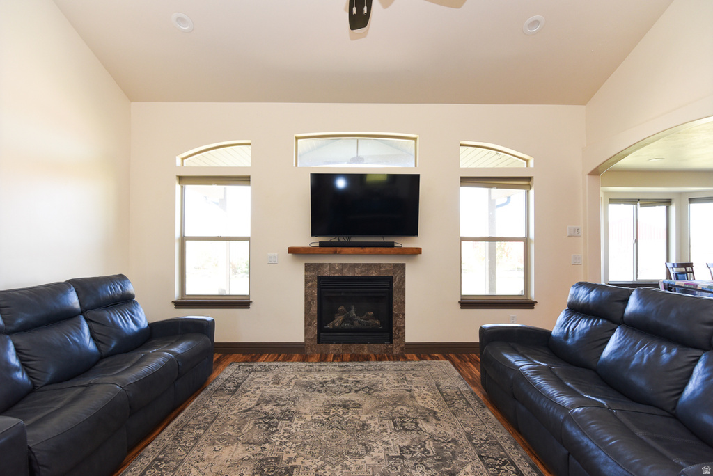 342 S BANISTER LN Grantsville, UT 84029