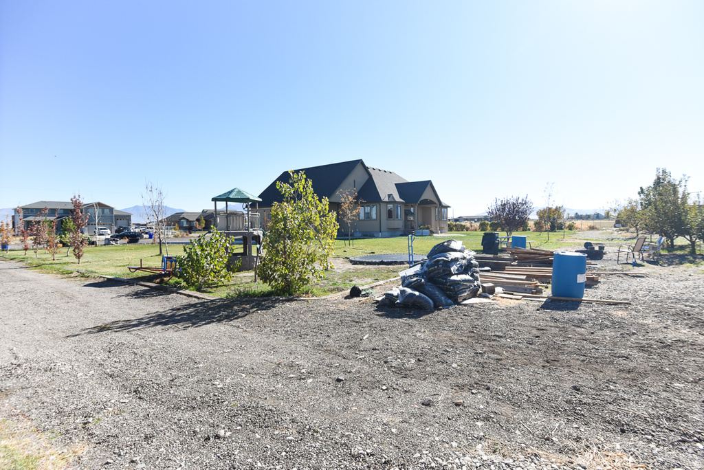 342 S BANISTER LN Grantsville, UT 84029