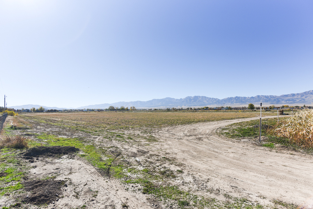 342 S BANISTER LN Grantsville, UT 84029