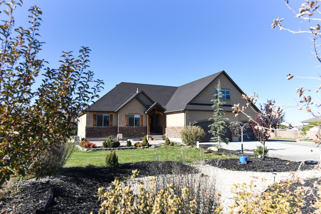 342 S BANISTER LN Grantsville, UT 84029