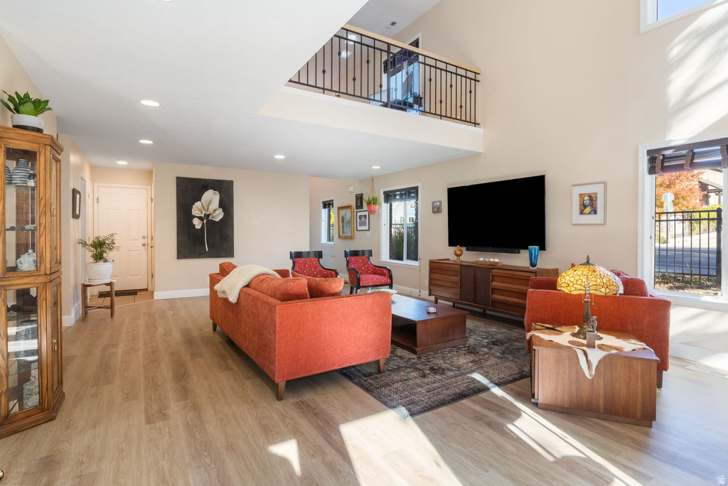 696 E UNION GARDEN CT Midvale, UT 84047