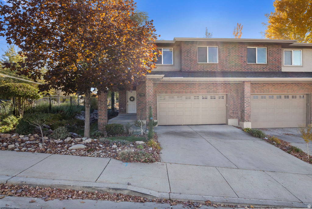 696 E UNION GARDEN CT Midvale, UT 84047