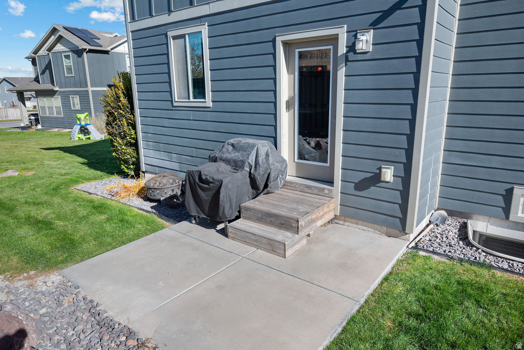 8085 N QUARTERMILE DR Eagle Mountain, UT 84005