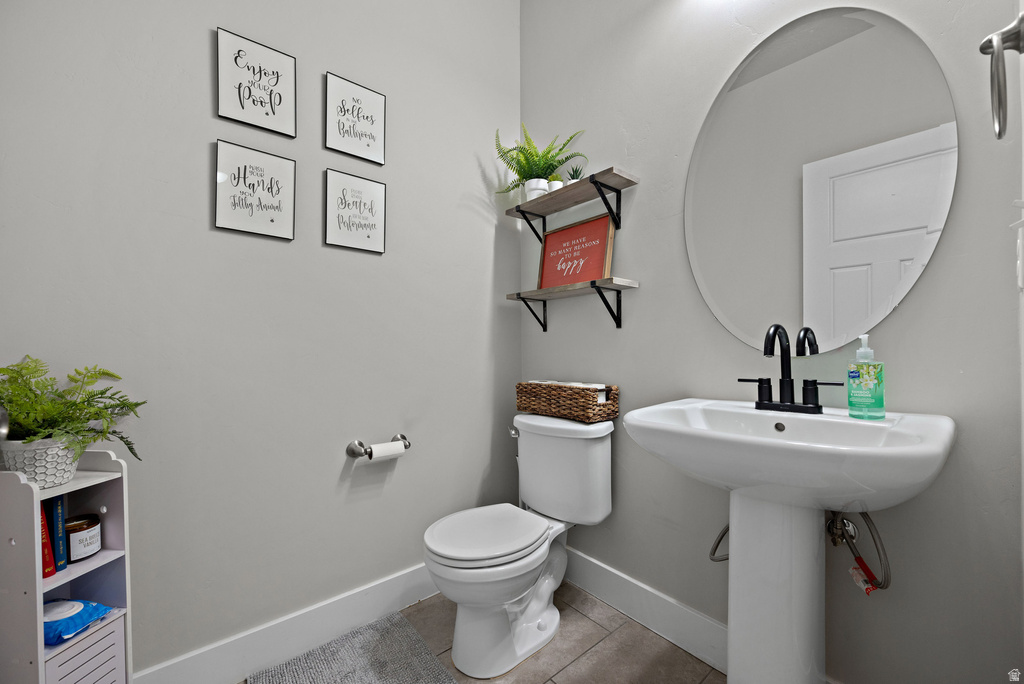 8085 N QUARTERMILE DR Eagle Mountain, UT 84005