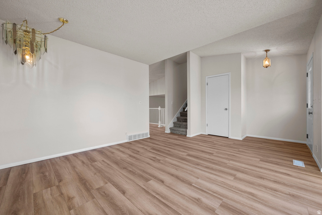 3226 W TYSONBROOK CT Taylorsville, UT 84129