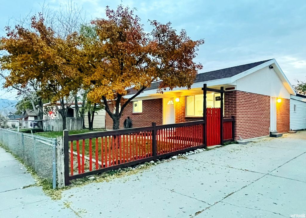 2045 W 6200 S Taylorsville, UT 84129