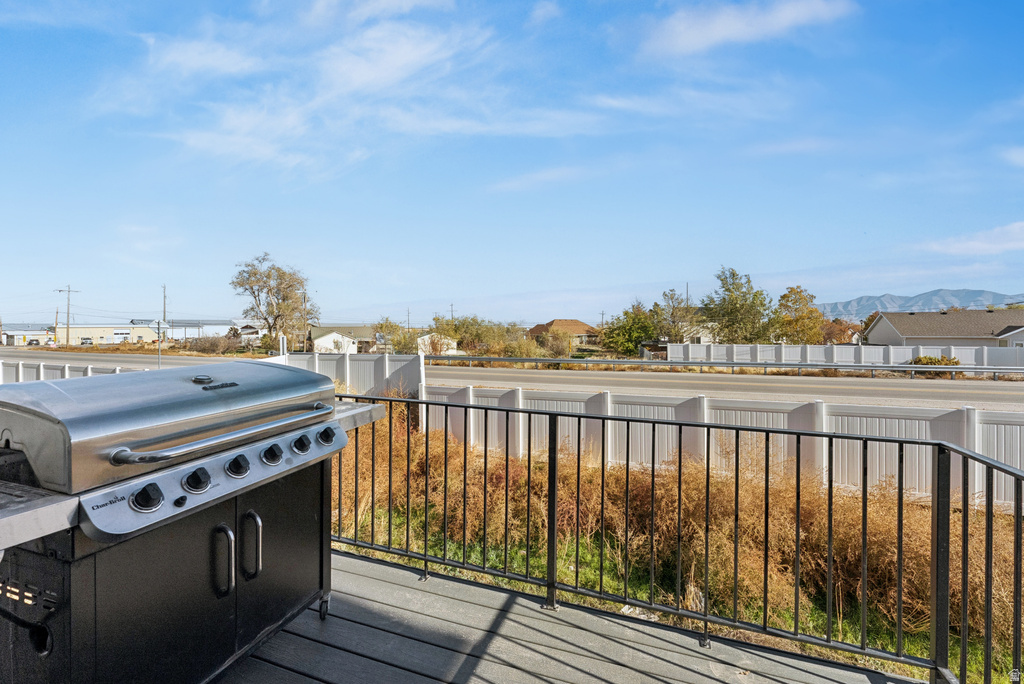 42 N WAYNE WAY Grantsville, UT 84029