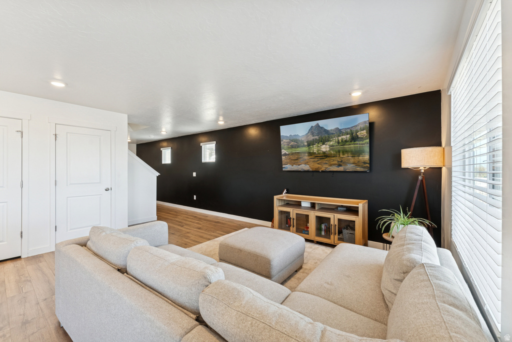 42 N WAYNE WAY Grantsville, UT 84029