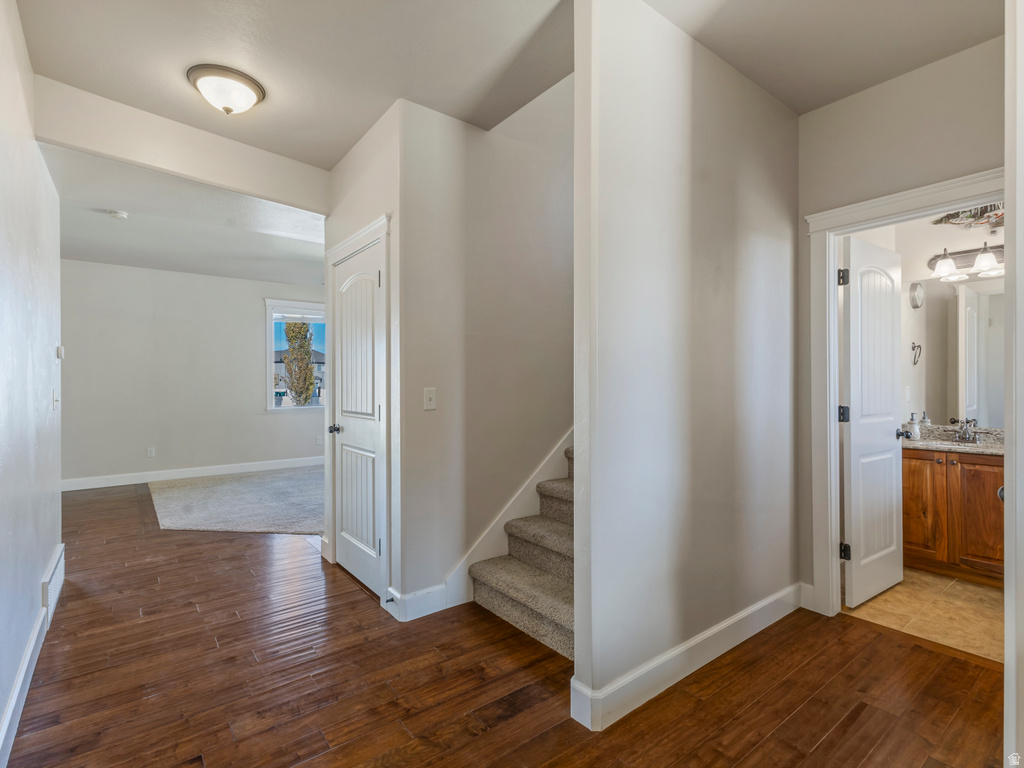 168 E BROOKSHIRE DR Saratoga Springs, UT 84045