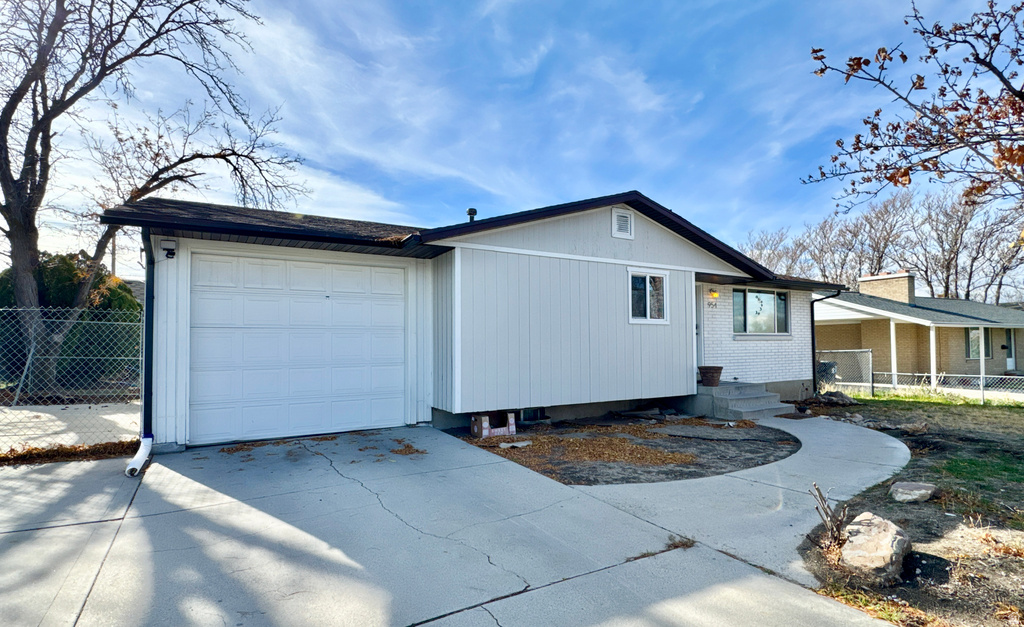 954 E CARNATION DR White City, UT 84094
