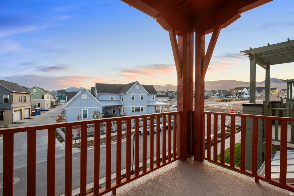 6608 W GOSLING DR South Jordan, UT 84009