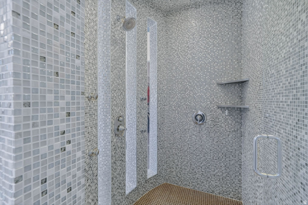 14956 S CASTLE VALLEY DR Bluffdale, UT 84065