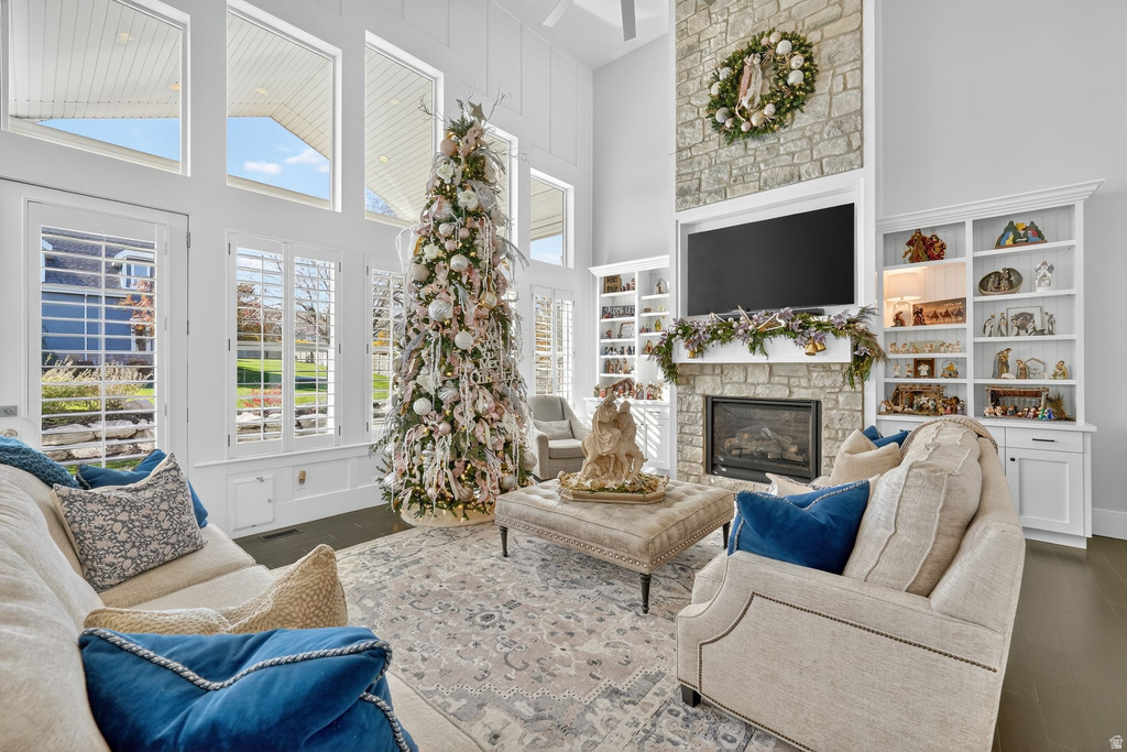 14956 S CASTLE VALLEY DR Bluffdale, UT 84065