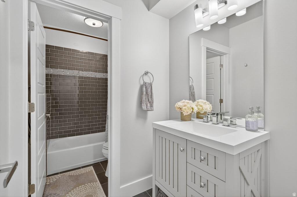 14956 S CASTLE VALLEY DR Bluffdale, UT 84065