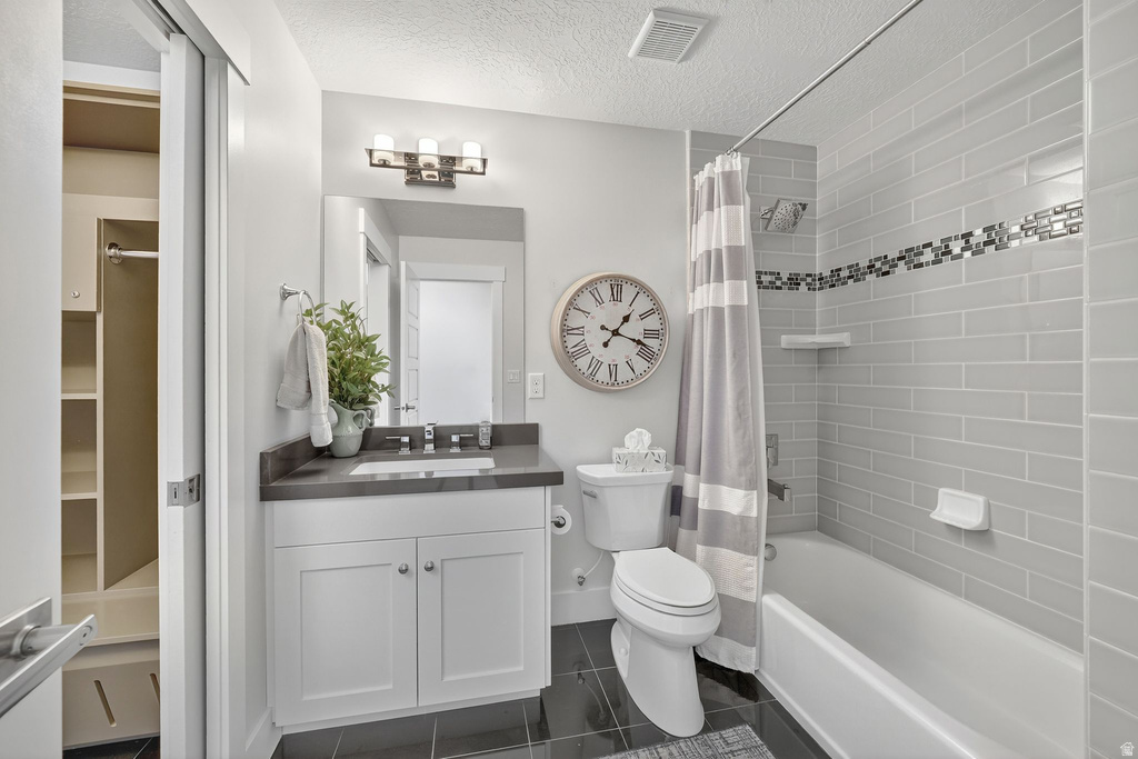 14956 S CASTLE VALLEY DR Bluffdale, UT 84065