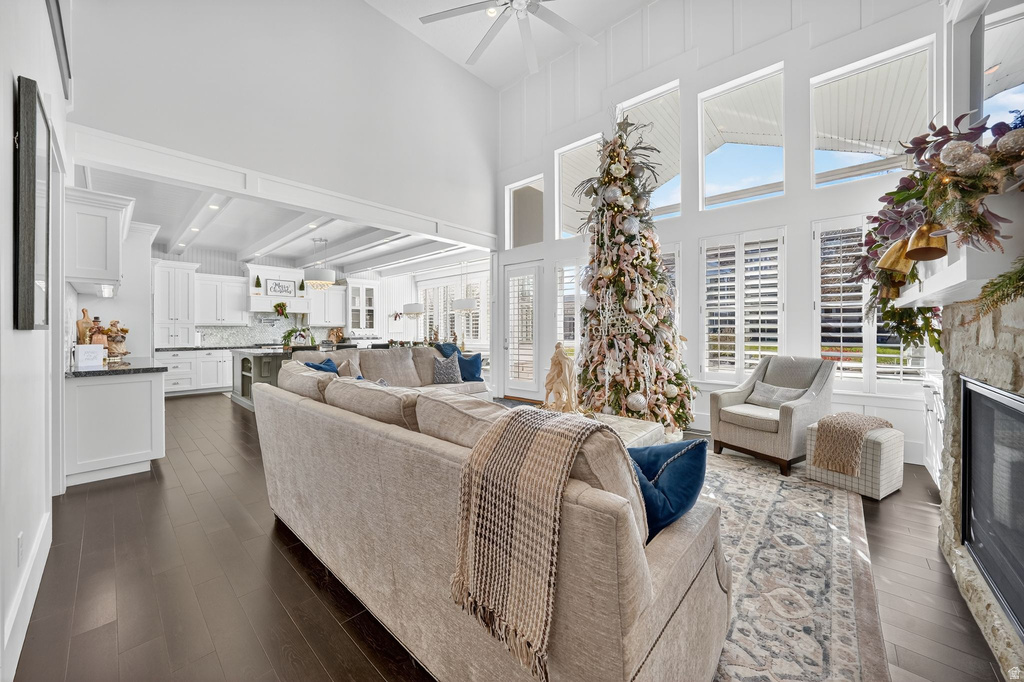 14956 S CASTLE VALLEY DR Bluffdale, UT 84065