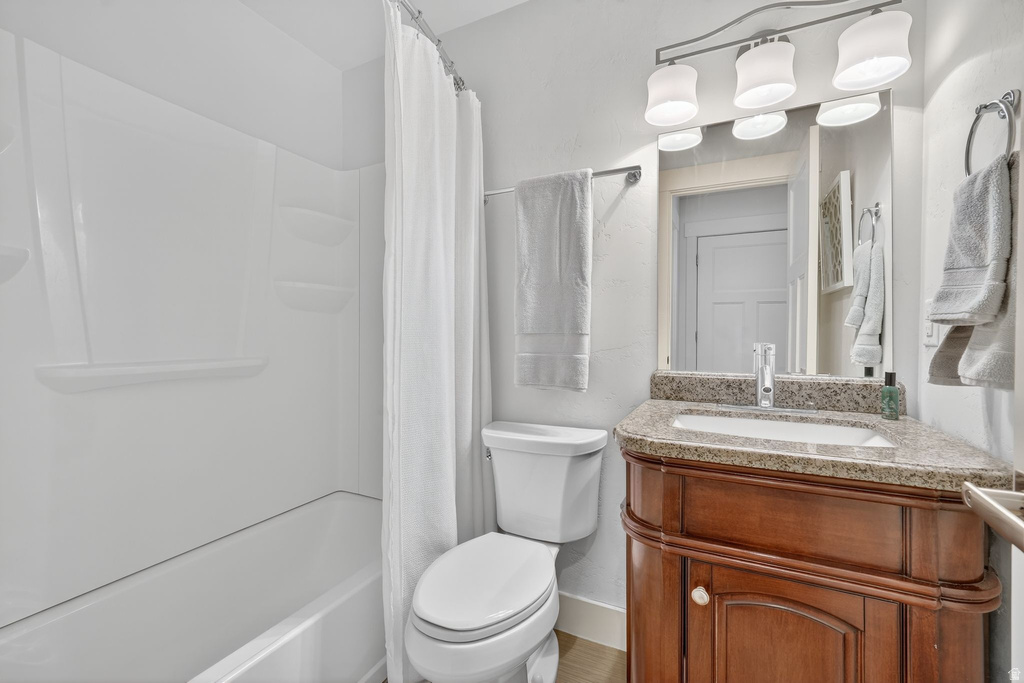 14956 S CASTLE VALLEY DR Bluffdale, UT 84065