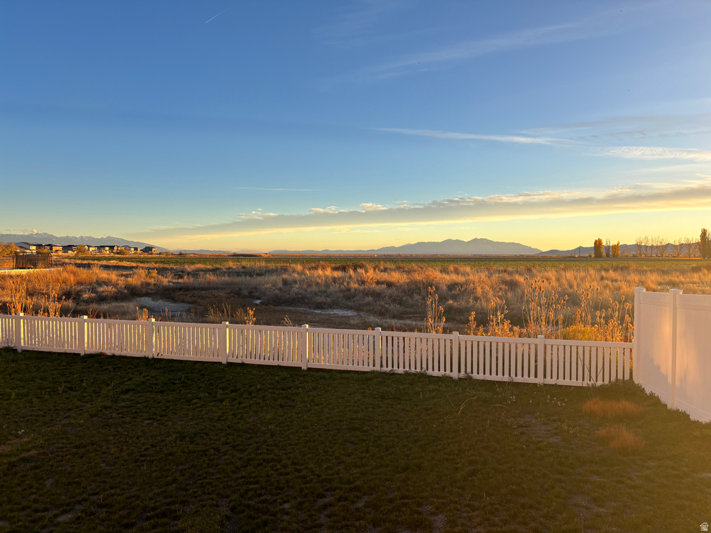 2983 W N SHORE DR Syracuse, UT 84075