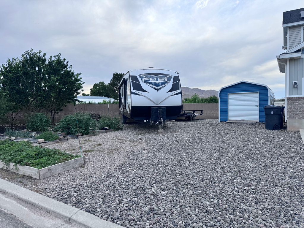 358 W 910 N Santaquin, UT 84655