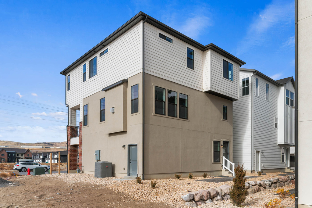 2782 N TWIN FLOWER WAY Lehi, UT 84048