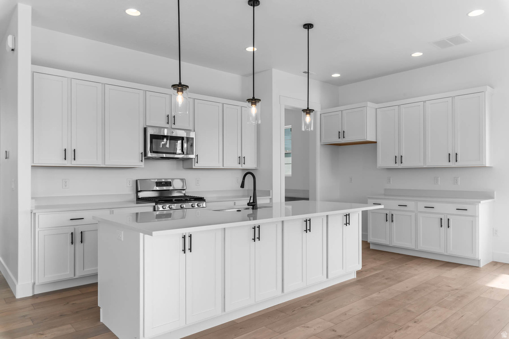 2782 N TWIN FLOWER WAY Lehi, UT 84048