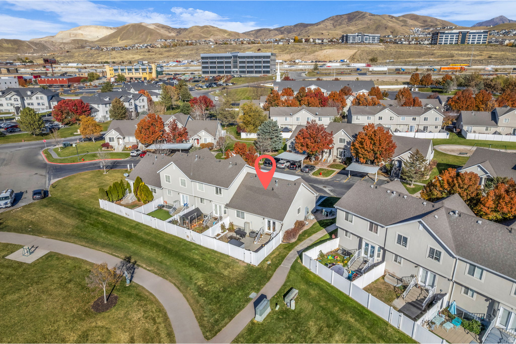 3931 N DAVENCOURT LOOP Lehi, UT 84048