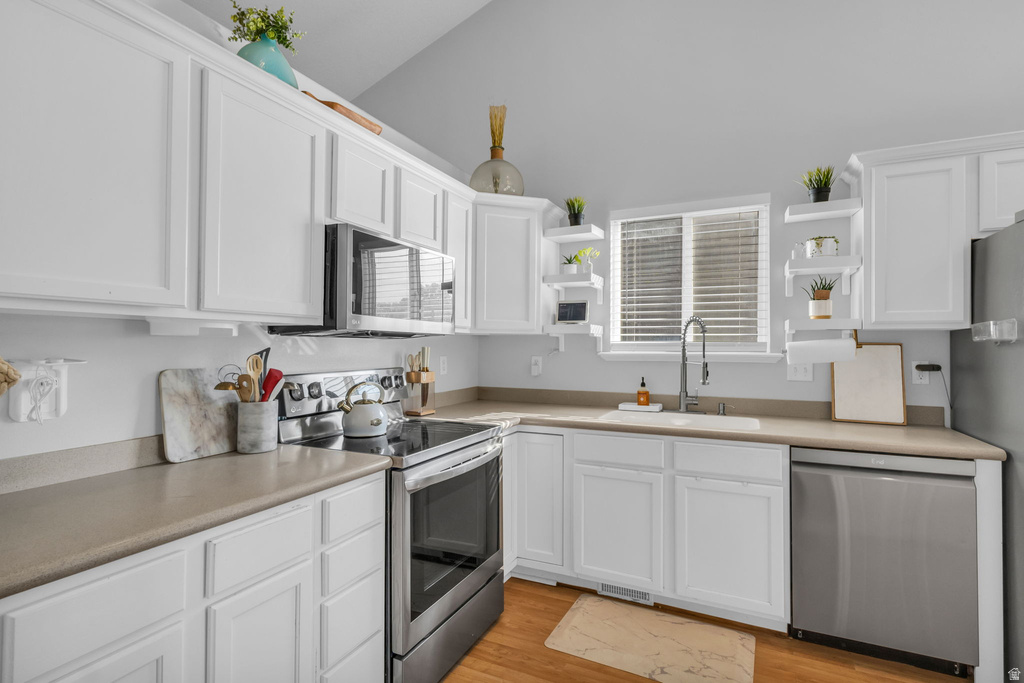 3931 N DAVENCOURT LOOP Lehi, UT 84048