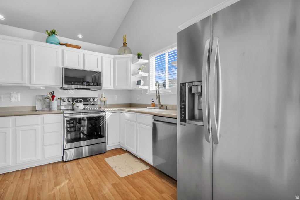 3931 N DAVENCOURT LOOP Lehi, UT 84048