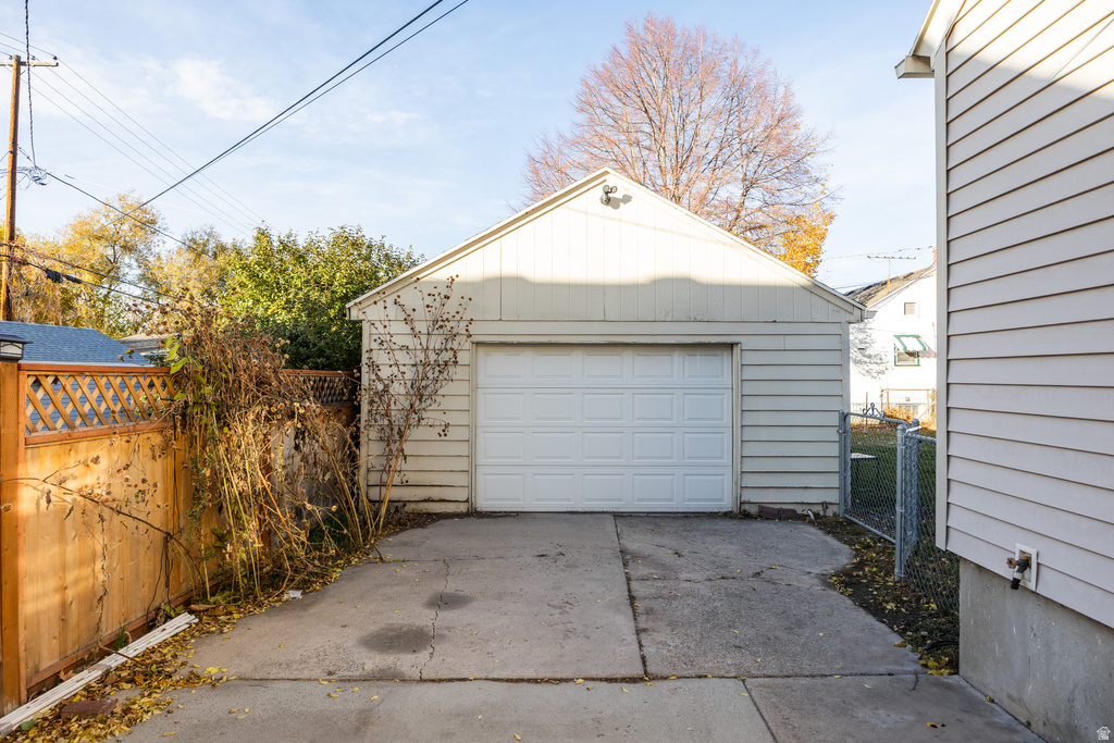 171 E CLEVELAND AVE Salt Lake City, UT 84115