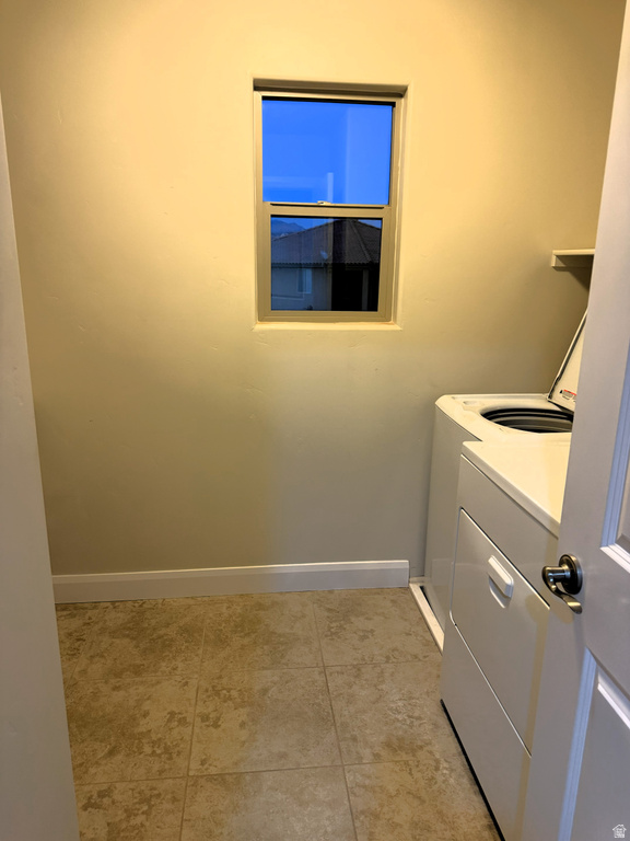 2577 N BELLA VISTA DR Santa Clara, UT 84765