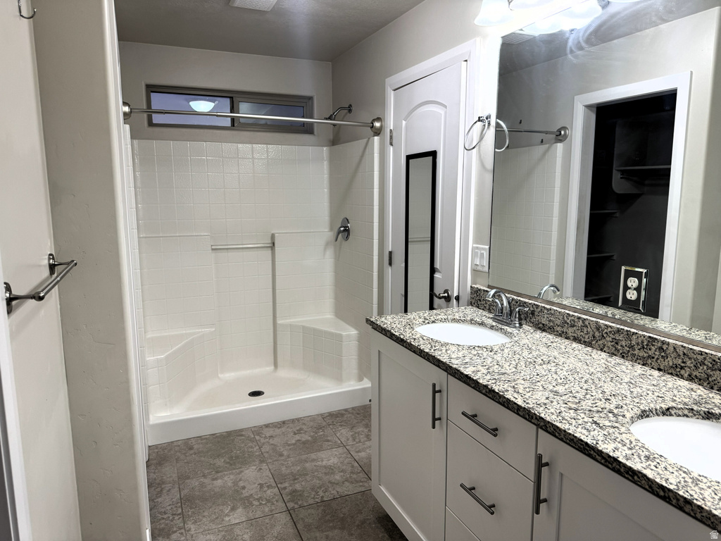 2577 N BELLA VISTA DR Santa Clara, UT 84765