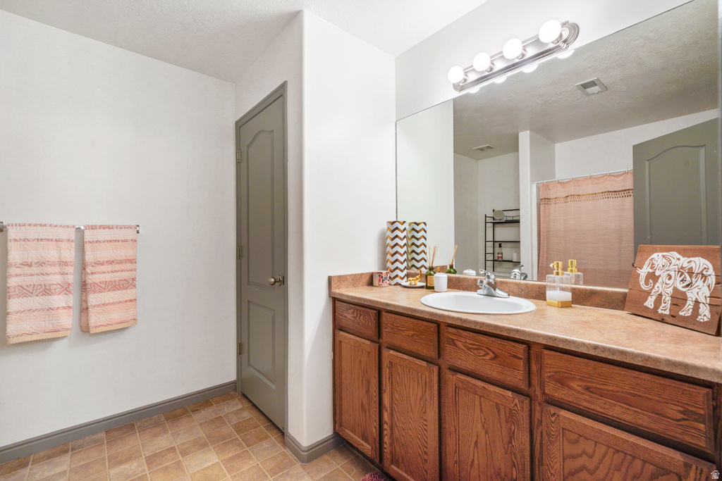 1036 N CHIDESTER DR North Salt Lake, UT 84054