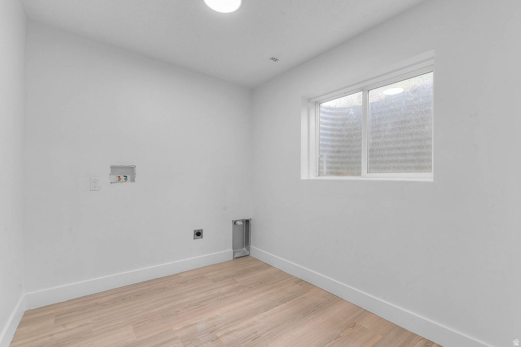 8026 S LAGUNA CIR West Jordan, UT 84088