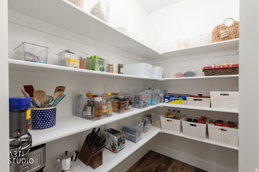 3356 N 2900 W Farr West, UT 84404