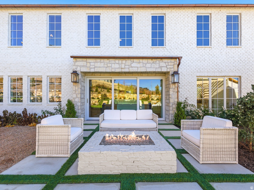 251 E MAPLE RIDGE DR Mapleton, UT 84664