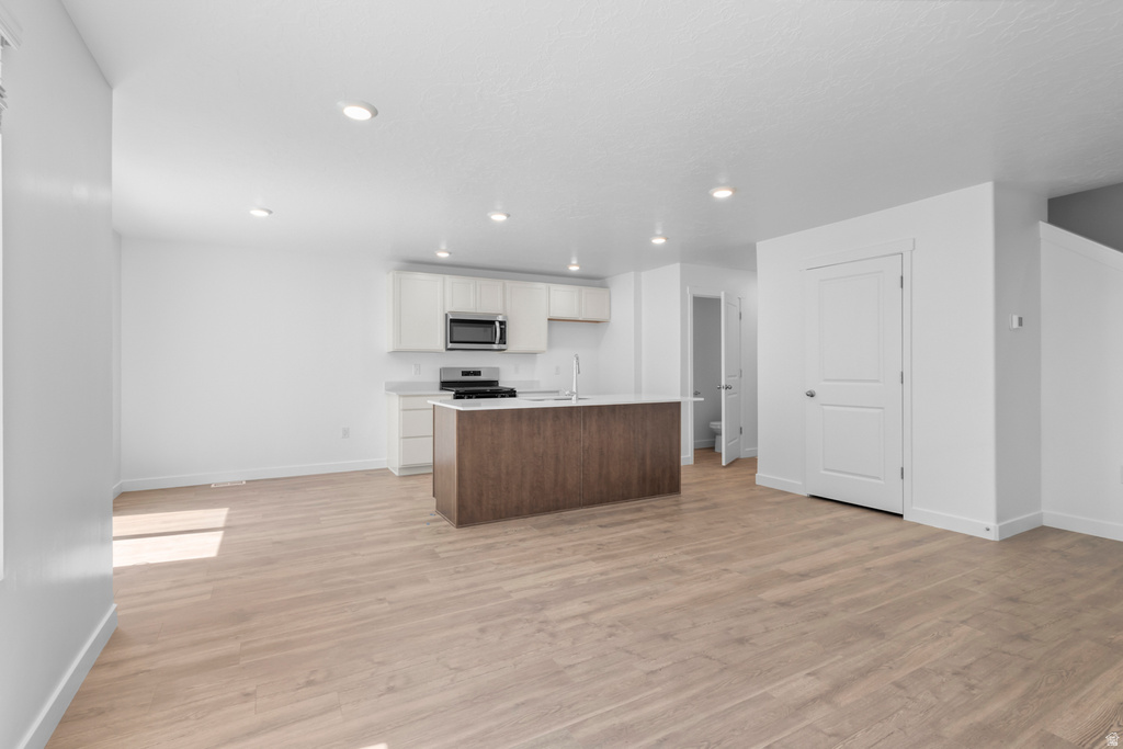 4420 N BUCKSTONE WAY #1085 Lehi, UT 84048