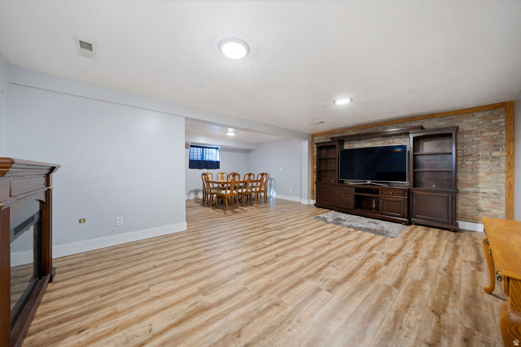 1377 W PINEWOOD DR Taylorsville, UT 84123