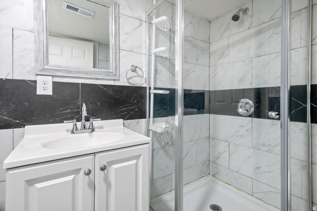 5924 S CAMI DAWN CT Kearns, UT 84118