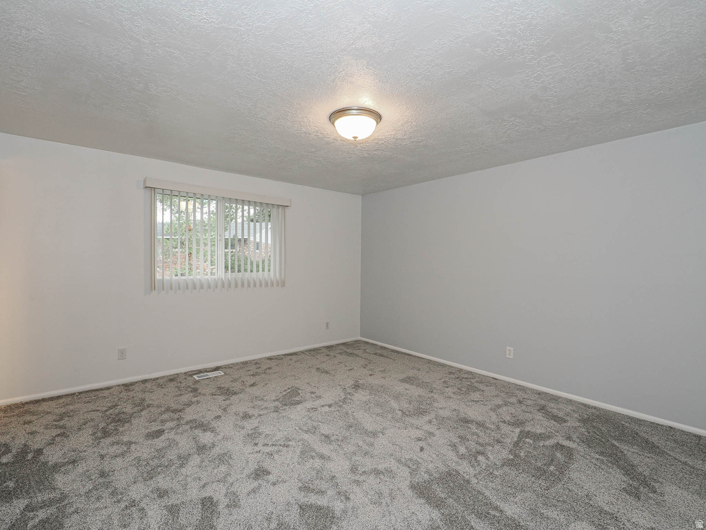 5584 S DANUBE CIR Taylorsville, UT 84118