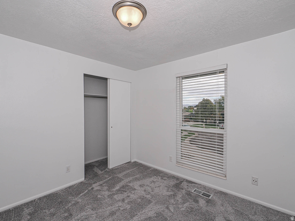 5584 S DANUBE CIR Taylorsville, UT 84118